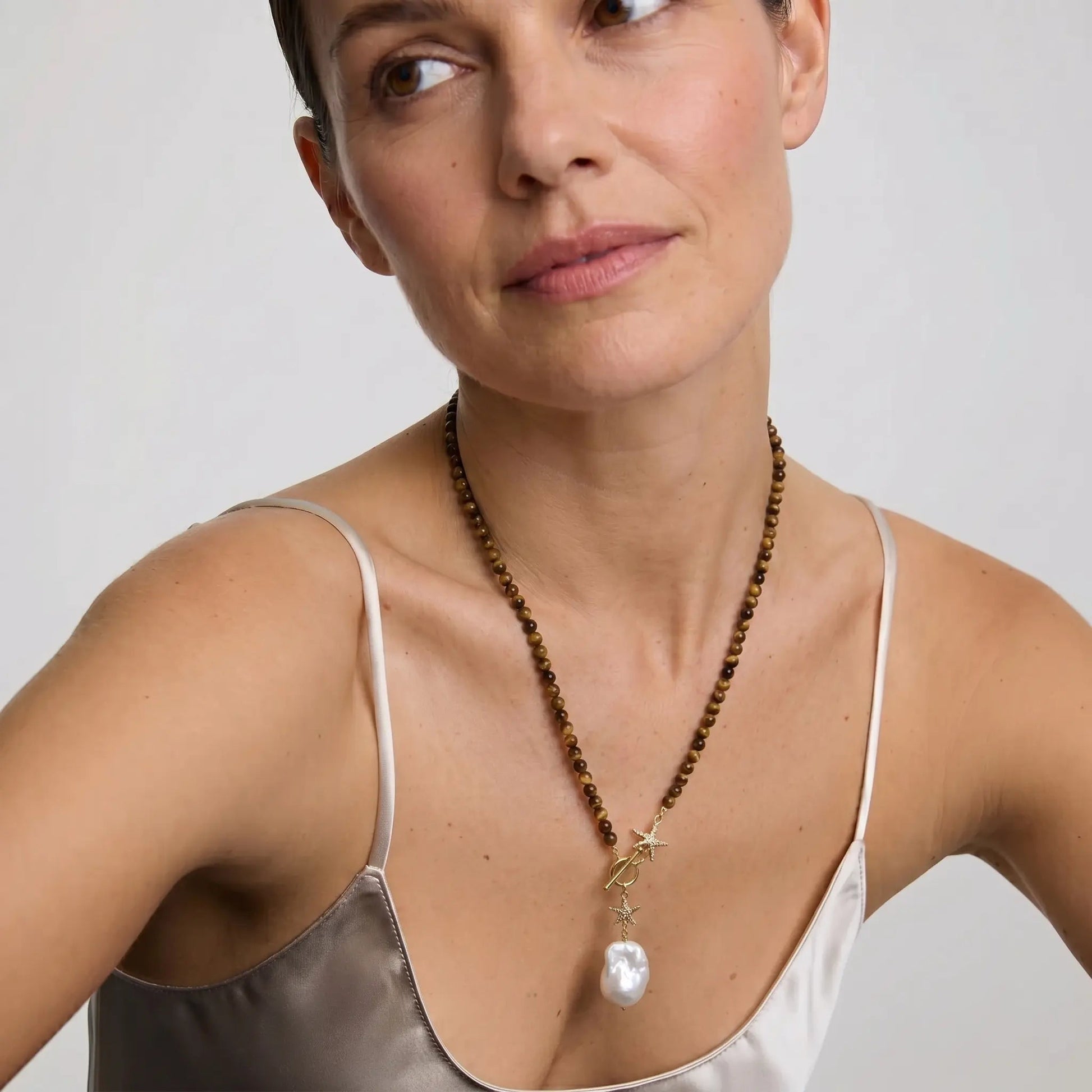 Tiger Pearl Star Necklace - Voisson