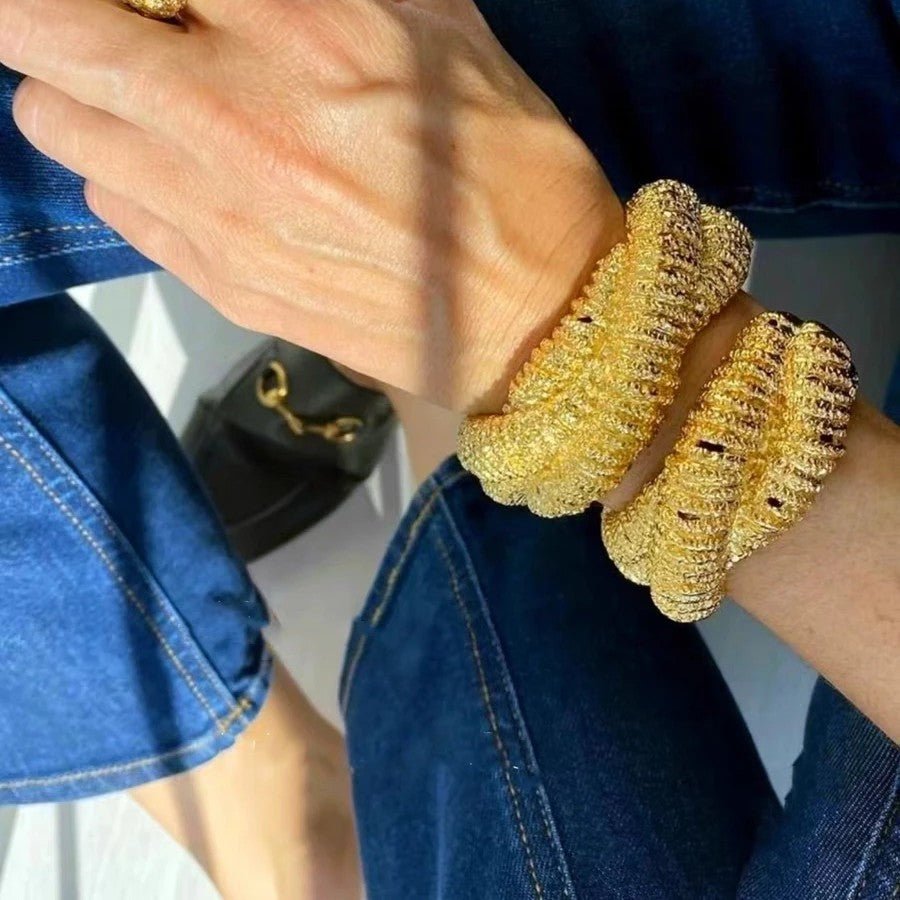 Twisted Glow Bracelet - Voisson