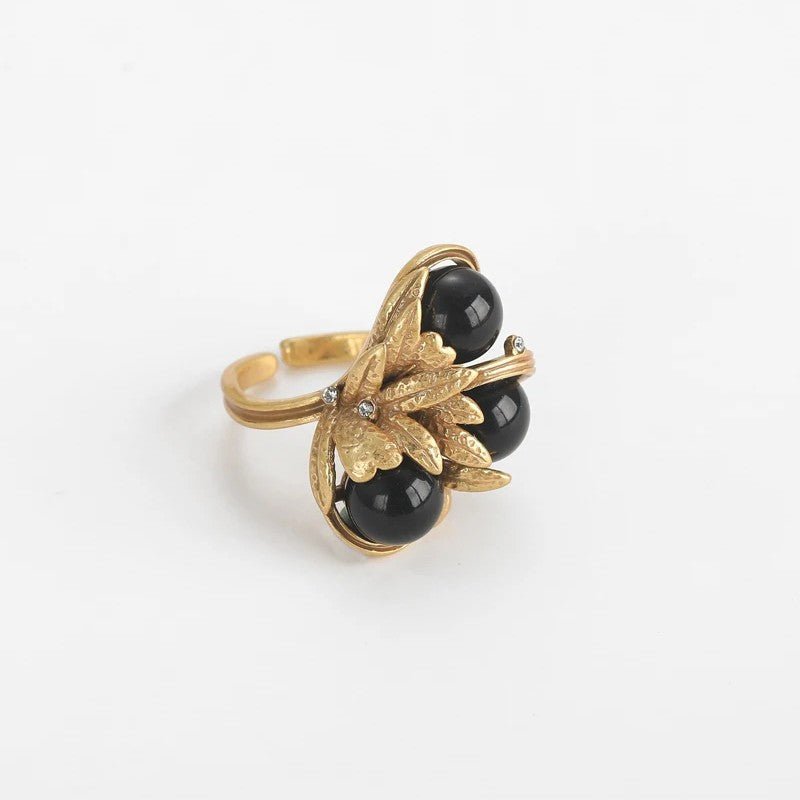 Versailles Pearl Cluster Ring - Voisson