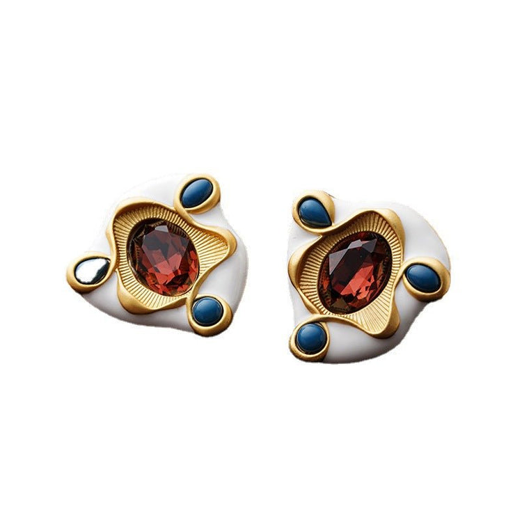 VistaVibe Vintage Ruby Stud Earrings - Voisson