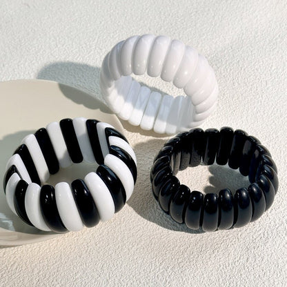 Vogue Echo Bangle - Voisson