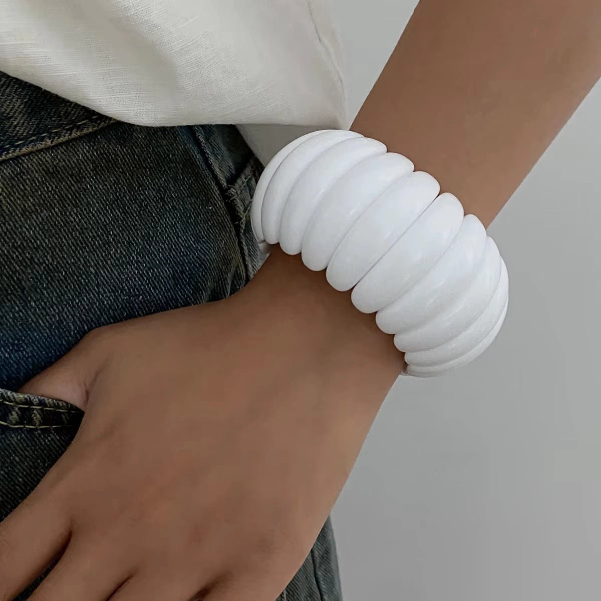 Vogue Echo Bangle - Voisson