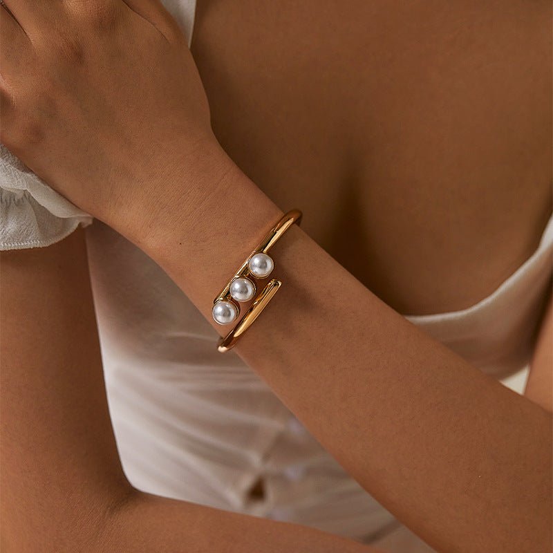 WhisperWing Baroque Pearl Cuff Bracelet - Voisson