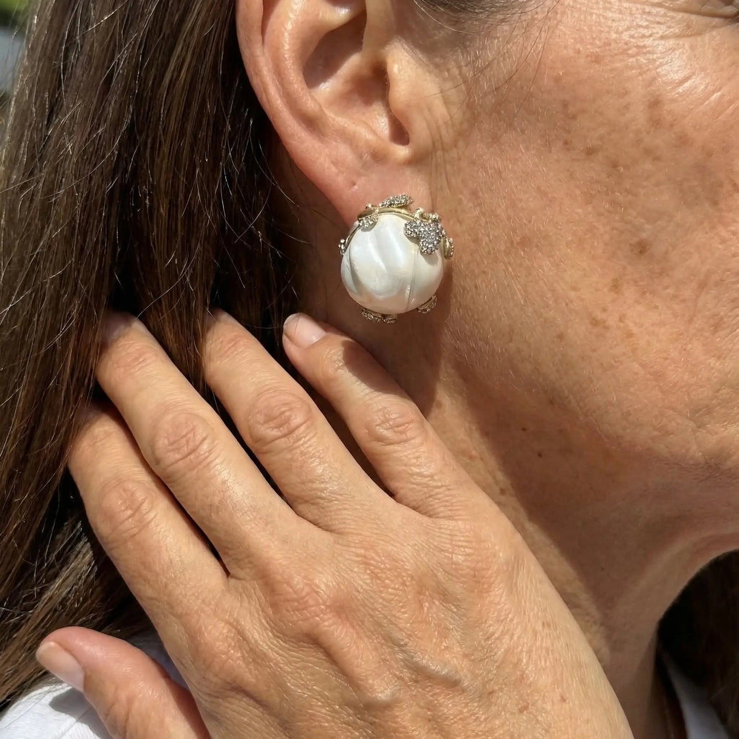 Wildflower Pearl Crown Earrings - Voisson