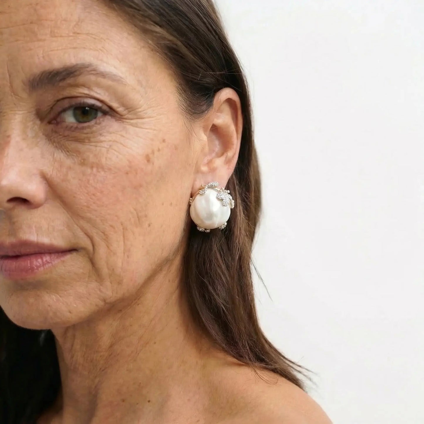 Wildflower Pearl Crown Earrings - Voisson