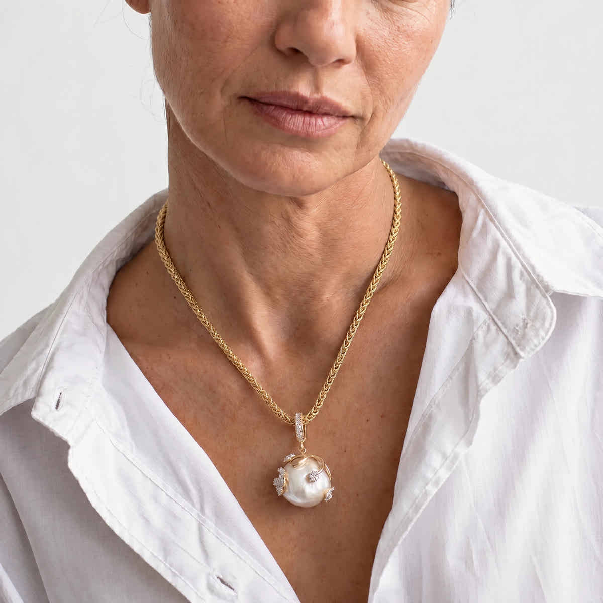 Wildflower Pearl Crown Necklace - Voisson