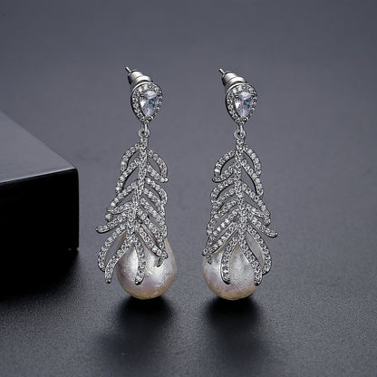 Willow Pearl Drop Earrings - Voisson
