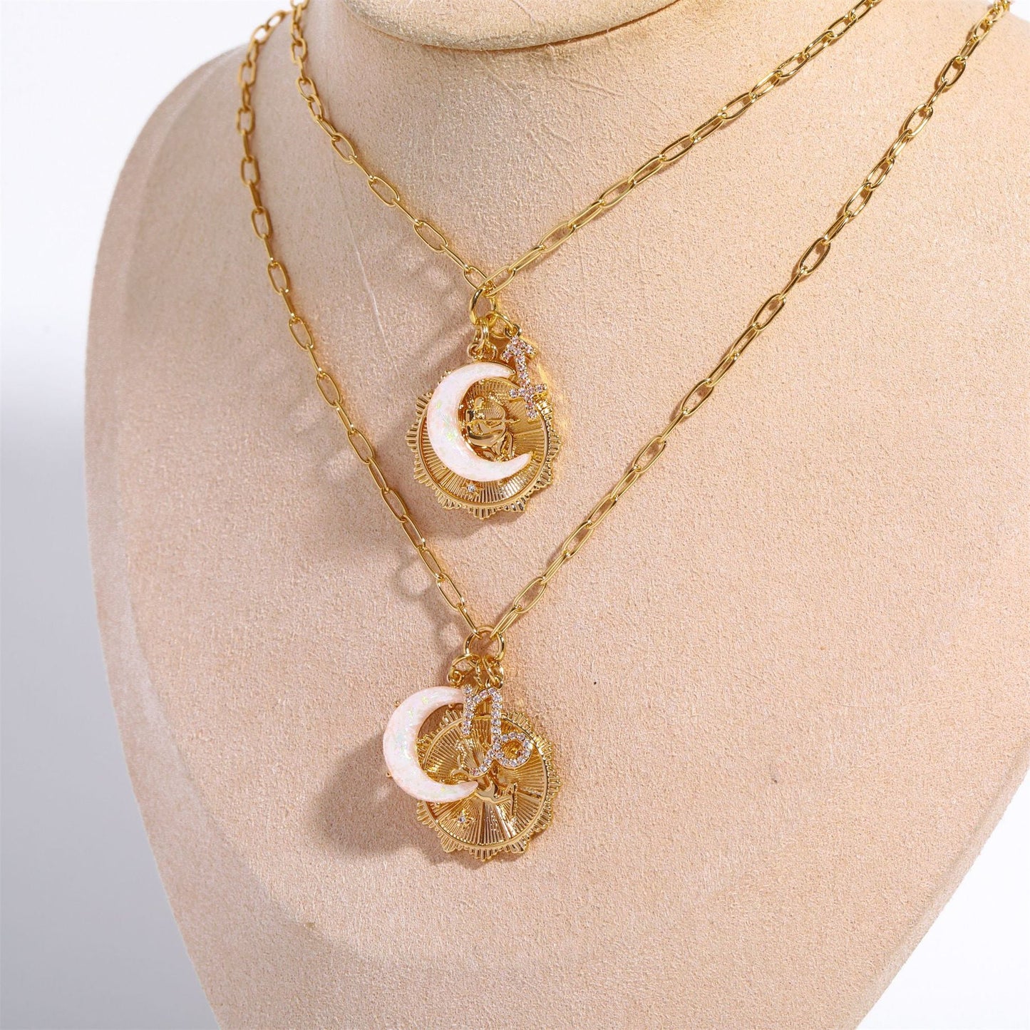 Zodiac Moonlight Necklace - Voisson